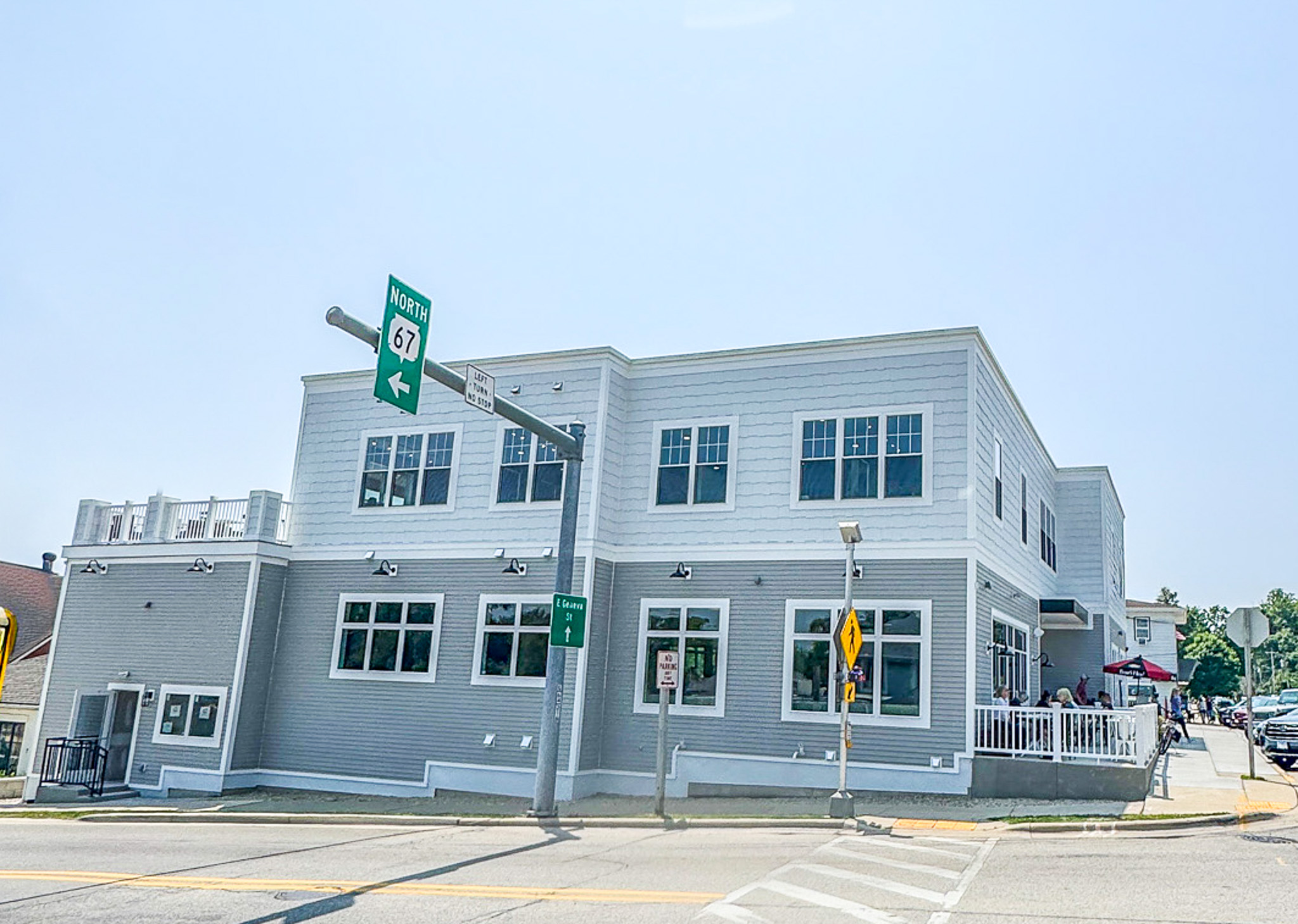 Green Grocer/Green Vine/Clear Water Salon